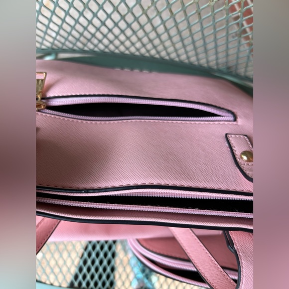 Elim &Paul 4 piece set - Picture 9 of 10